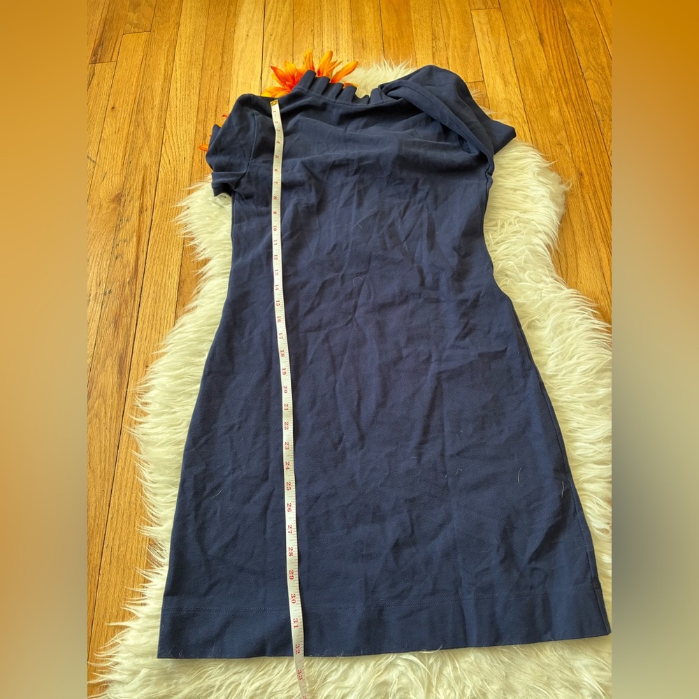 LIKE NEW! LILLY PULITZER embroidered flower navy blue dress - Picture 10 of 11